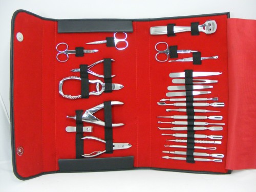 25-Piece Manicure and Pedicure Set – Stainless Steel Tools in Leather Pouch