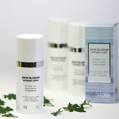 SNOW-BLOSSOM WHITENING CREAM