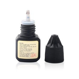 Lady Black Private Label 5ML Fast Drying Strong Lash Glue Long Lasting Low Fume Korea Eyelash Extension Glue