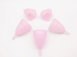 Reusable Women Silicone Menstrual Cup, Soft Menstrual Period Cups