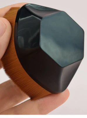 Seamless Portable Makeup Brush: Tiktok Magic Foundation Brush