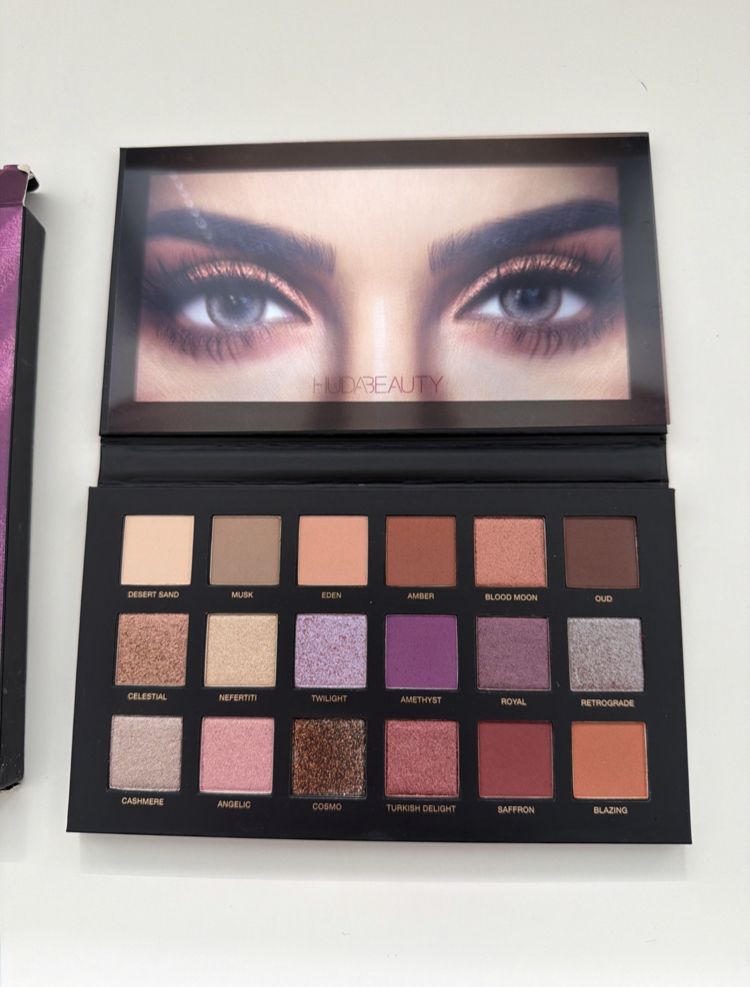 Huda Beauty Desert Dusk Eyeshadow Palette 100% Authentic
