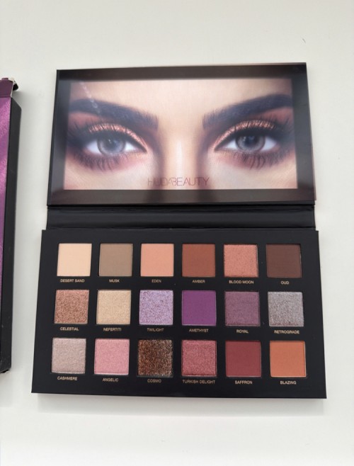 Huda Beauty Desert Dusk Eyeshadow Palette 100% Authentic