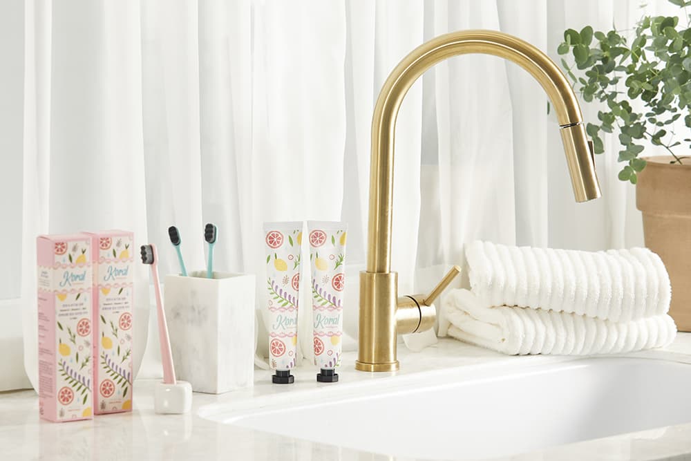Koral Natural Toothpaste with Vitamin B C and Folic Acid