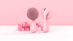 rechargeable facial cleansing brush