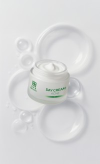 ACNE DAY CREAM  WITH UV FILTER Private Label