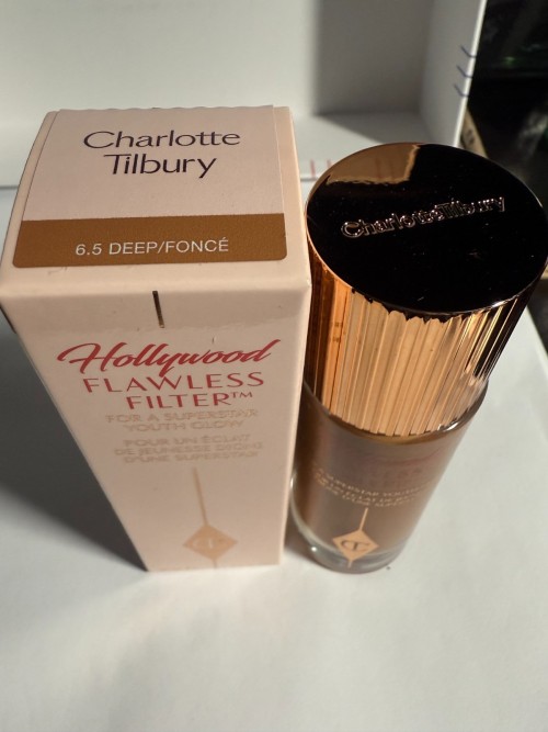 CHARLOTTE TILBURY Hollywood Flawless Filter Highlight-4Medium