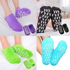 Hot Sale Essential Oil Moisturizing Gel Spa Sock for Foot Skin Care