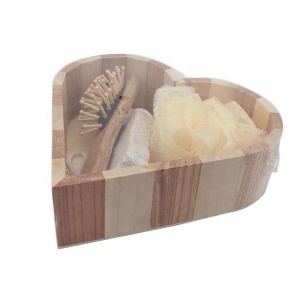 Promotional wood heart box 5pcs  bath accessory set, Loofah Brush /comb Wooden box spa set /Bath Gift Set