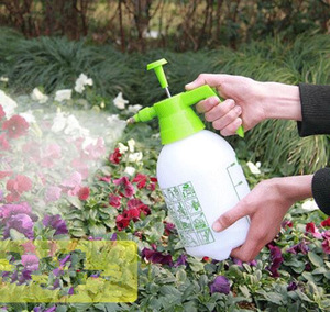 1.5-2L Pump Sprayer bottle/Garden/Lawn/Weed Pest Sprayer