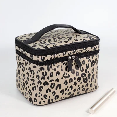 2023 New Design Popular Style Unique Leopard Print Double Layer Toiletries Category Storage Portable Travel Leather Makeup Bag