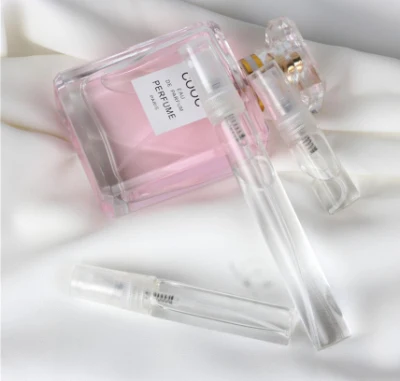 Cosmetic Package Glass Perfume Bottle with High Quality