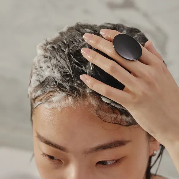 (PLU) Scalp Massage Brush 1pc