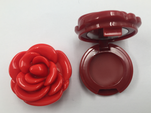 2018 hot selling rose shaped Waterproof lip balm