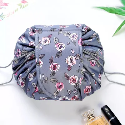 High Quality Women Makeup Bags Travel Cosmetic Bag Waterproof Custom Nylon Cases Cosmetic Wash Bags and Women Handbag