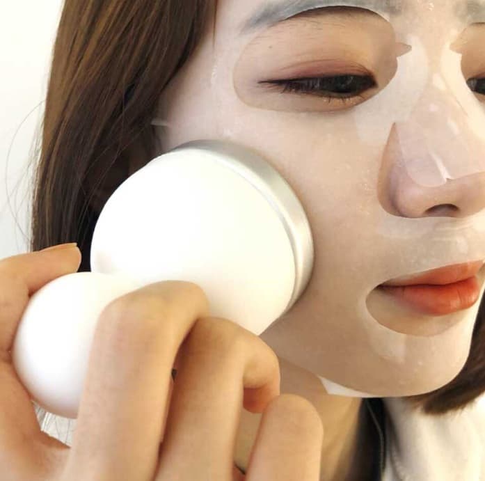 Lumora snowman swelling massage stick