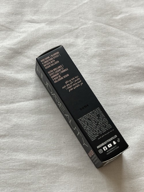 huda beauty faux filler gloss UUU Baby 3.9ml