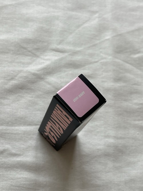 huda beauty faux filler gloss UUU Baby 3.9ml