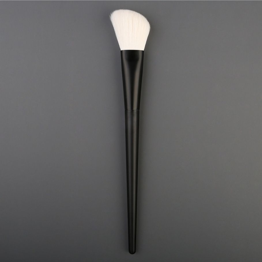 Custom Single Blush Contour Brush