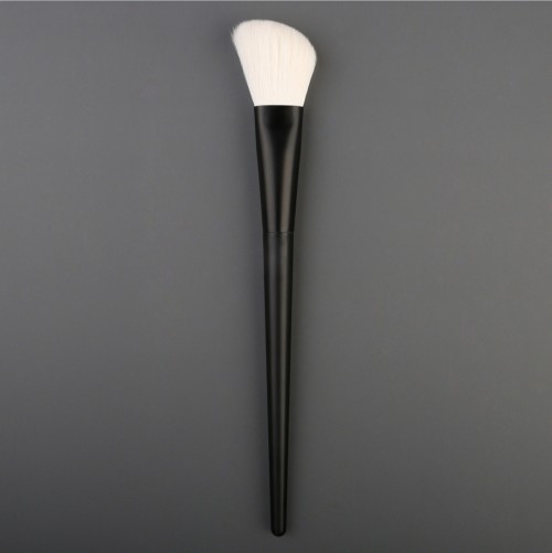 Custom Single Blush Contour Brush