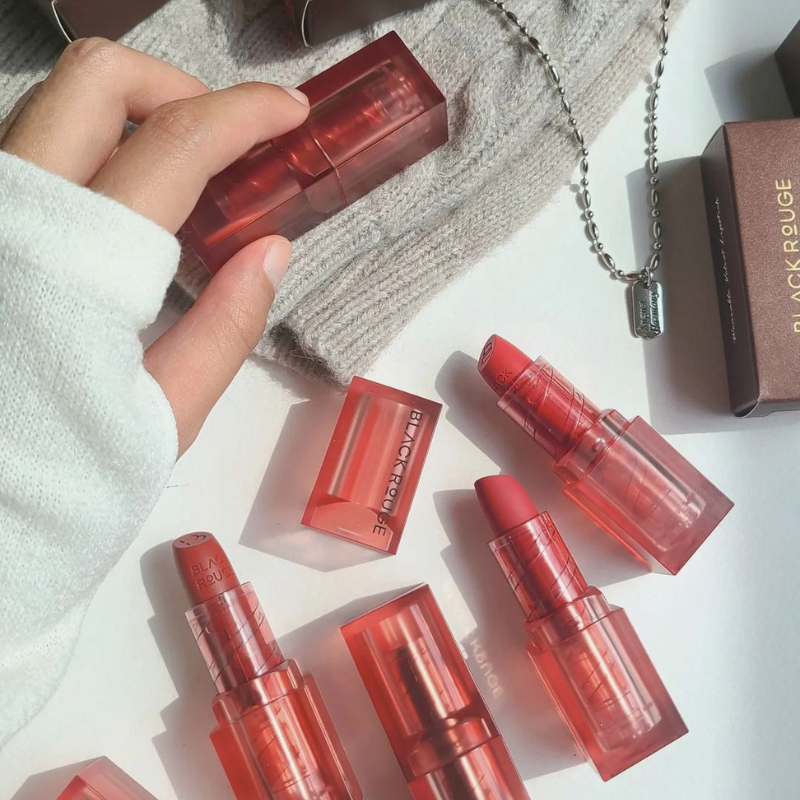 BLACK ROUGE WEARABLE VELVET LIPSTICK