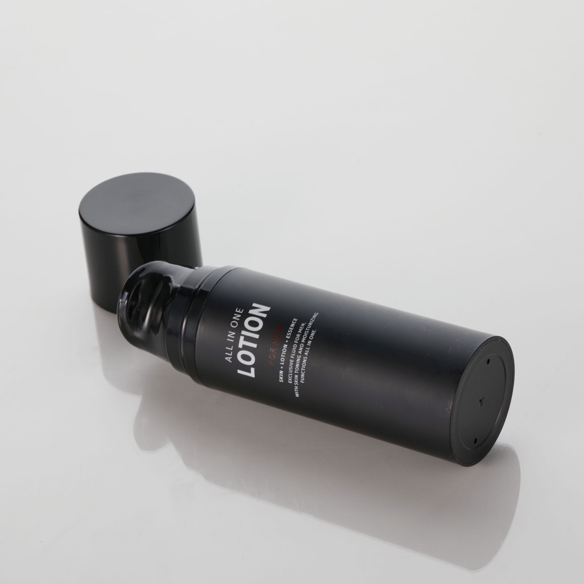 Korean organic lotion for men to support hydrated, healthy-looking skin, made for men