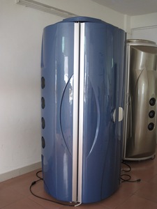 vertical tanning bed