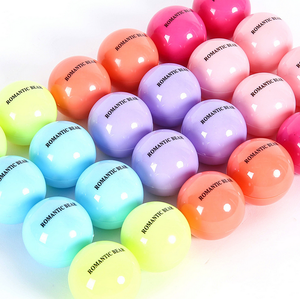 Wholesale Organic Cute Natural Organic Moisturizing Round Roller Ball Shape Lip Balm