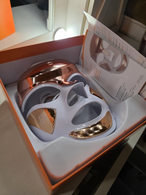 Dr. Dennis Gross DRx SpectraLite FaceWare Pro LED Face Mask