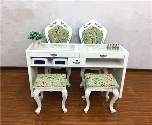2019 Beauty Salon Equipment Make Up Desk Glass Top Manicure Tables Hot Sale Nail Desk White Used Nail Table Manicure Table