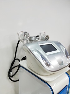 40KHZ Ultrasonic Cavitation +RF +Vacuum cavitation slimming equipment