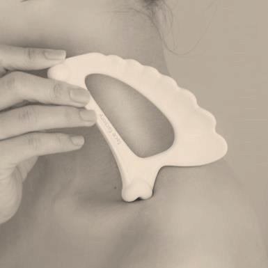  Angel Gua Sha - skin care device