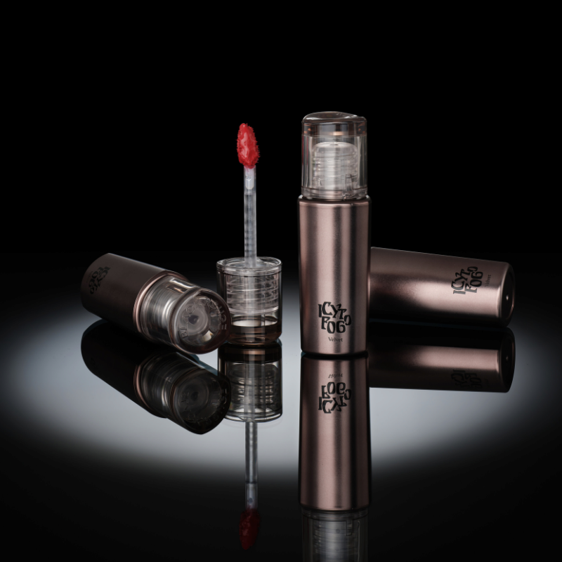 BLACK ROUGE ICY TO FOG VELVET TINT