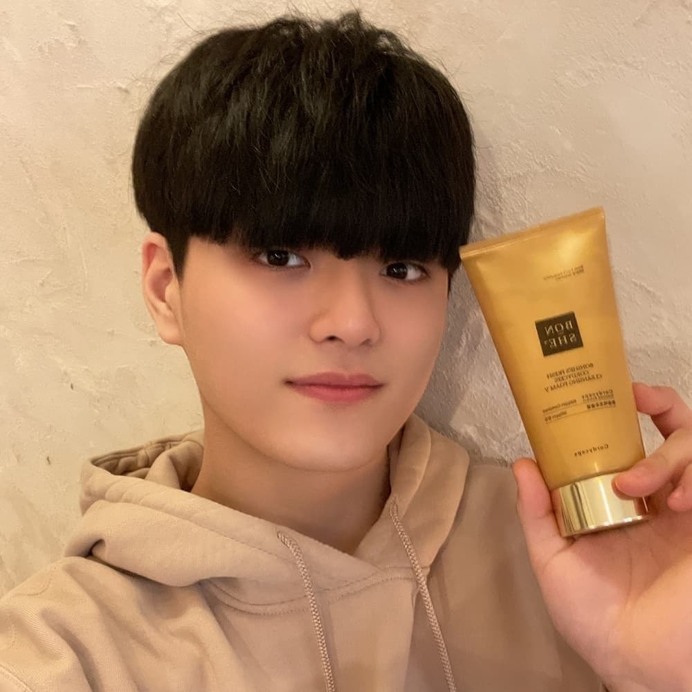 BONSHE’S Fresh Cordyceps Cleansing foamV