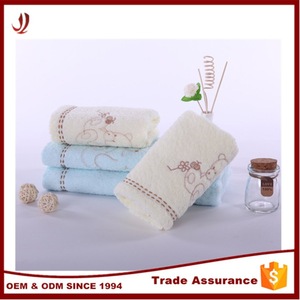 Factory Supply 100% cotton infant bath towel, fancy bath towel, kid towel