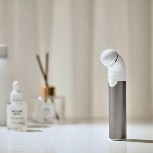 SAY SKIN AURORA-me beauty device