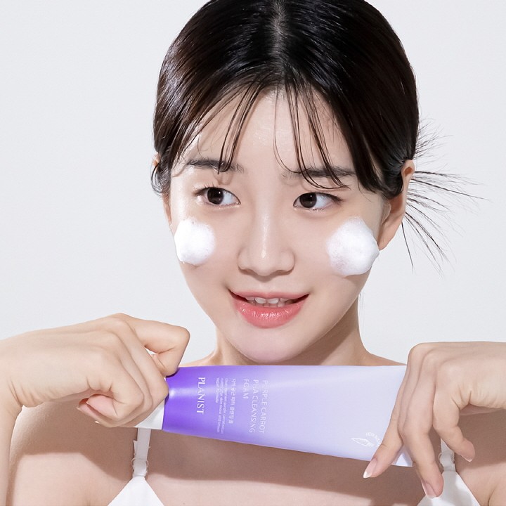 (DAENG GI MEO RI) Planist Purple Carrot Cleansing Foam 120ml