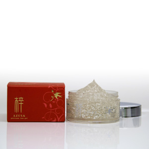 OEM/ODM Wholesale.Japan brand name "Azusa" is a perfect whitening and anti-aging massage gel.