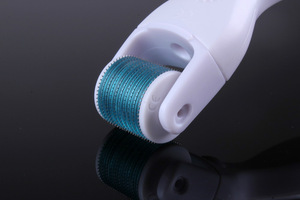 the Most Effective Safe Reliable Skin Care Body Treatments 600/1200 Micro Needles Derma Rolling System