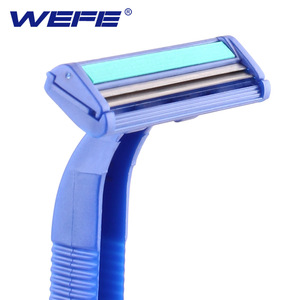 Disposable razor twin blade with the lubricant strip with hanging card packing