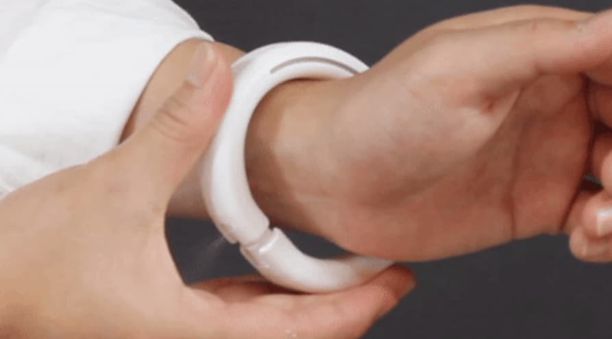 Hand Sanitizer Bracelet Dispenser, Sanitizing Band KOREA
