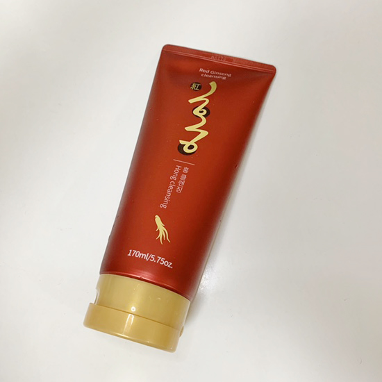 HONG Cleansing foam with red ginseng extract