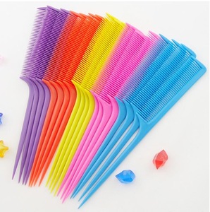 Quality Anti-static High Heat Resistance Hair Extension Tools Plastic/Metal Rat Tail Combs Section Combs for Salon