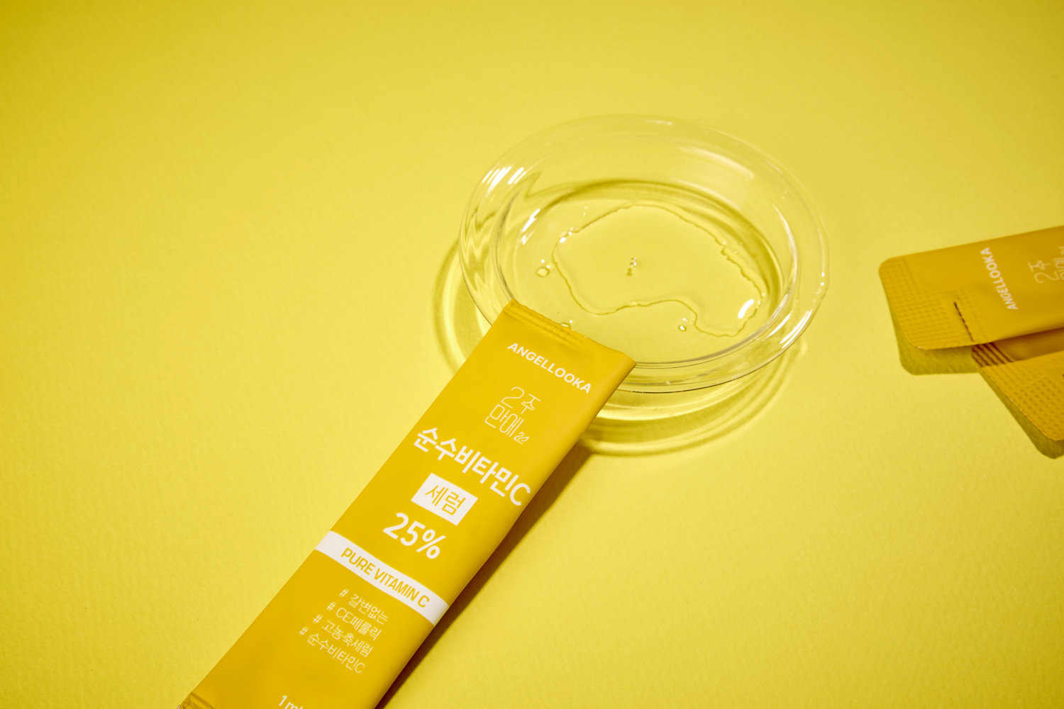 25% of PURE VITAMIN C SERUM