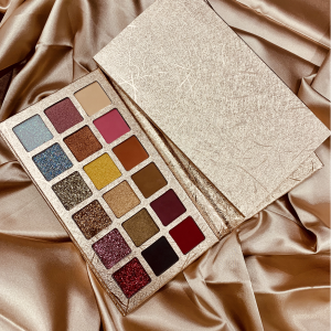 custom high pigmentation matte and glitter shimmer eyeshadow palette