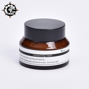 hyaluronic acid WSK moisturizing cream / skin care product