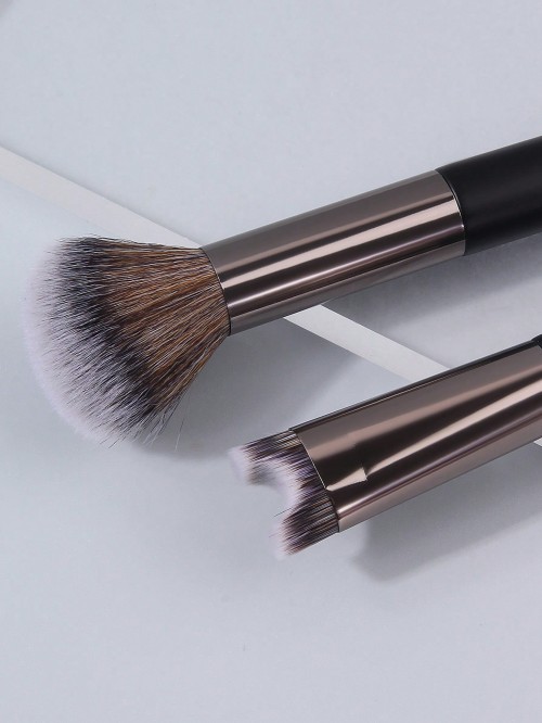 Dual-Ended Makeup Brush with Precision V-Shaped Concealer Head – Foundation, Blending & Under-Eye Application, OEM Private Label