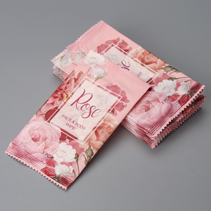 Spunlace Non-woven Material Rose face and body Care wet tissue wet wipes