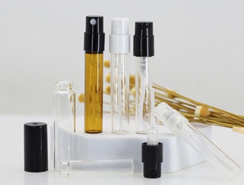 1.5ml Mini Pocket Perfume Spray Bottle With Spray Lid