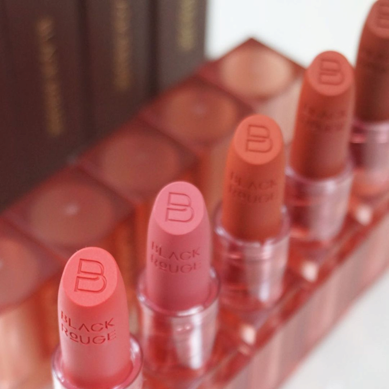 BLACK ROUGE WEARABLE VELVET LIPSTICK